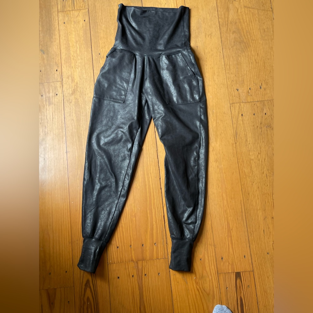 Offline by Aerie joggers— fold over waist